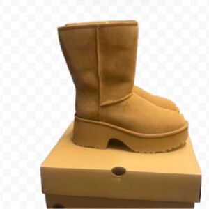UGG Classic New Heights Short Boot (Women) Size 10 Chestnut New in the box.
